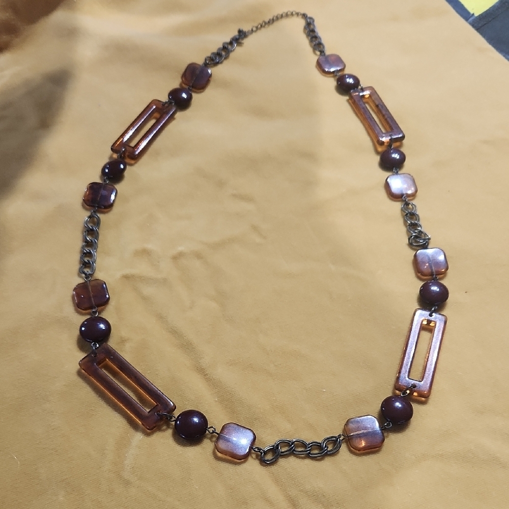 Elegant Brown Necklace